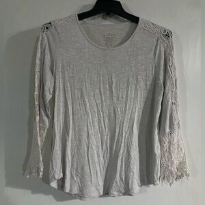 By Chico Beautiful shirt